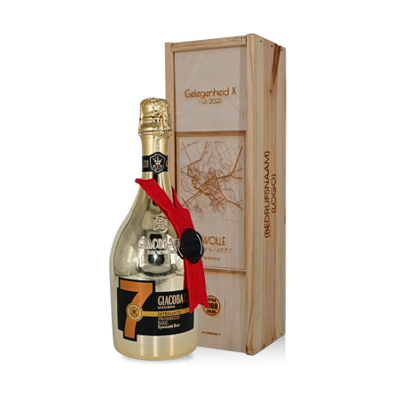 Prosecco in kist met locatiegravure en logo