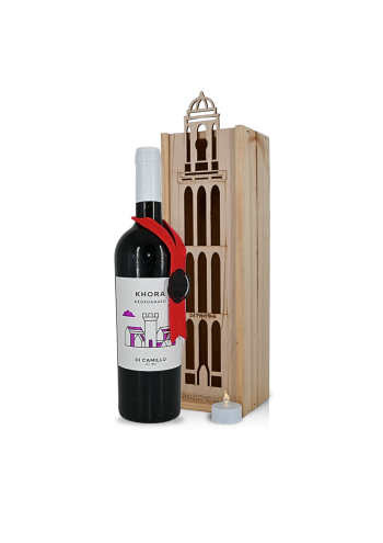 Rode Khora wijn in Peperbuskist