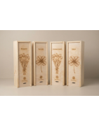 Gegraveerde wijnkistjes