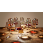 Gegraveerde wijnglazen